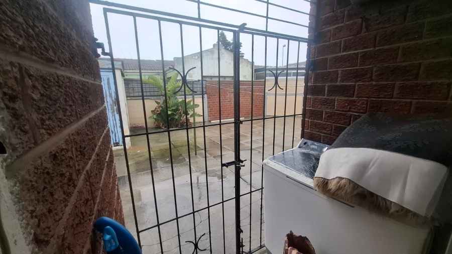 3 Bedroom Property for Sale in Westridge Western Cape
